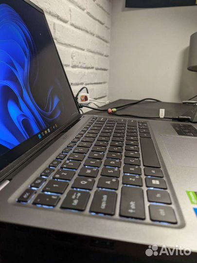 Ноутбук Acer Swift X 14