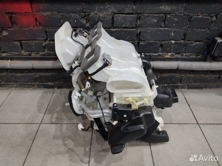 Корпус печки Nissan X-Trail NT31-105853 MR20DE