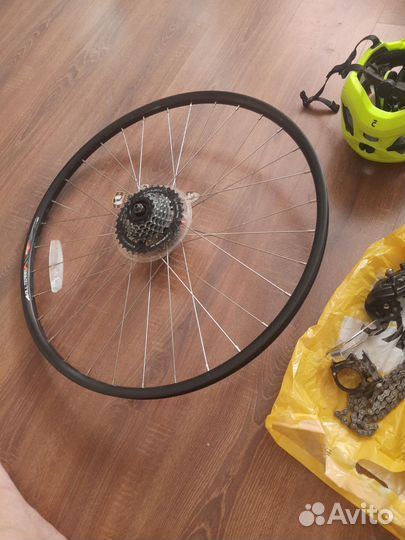 Колесо шлем велозапчасти