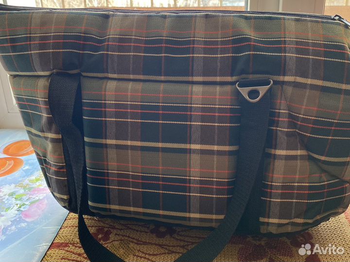 Переноска для собак и лежанка для собак