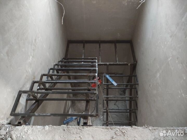 Изготовление металлических лестниц
