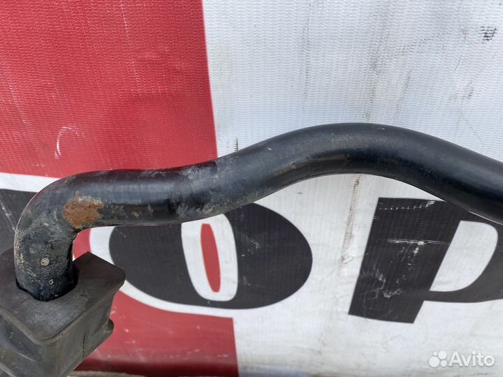 Стабилизатор передний Mercedes Vito 638