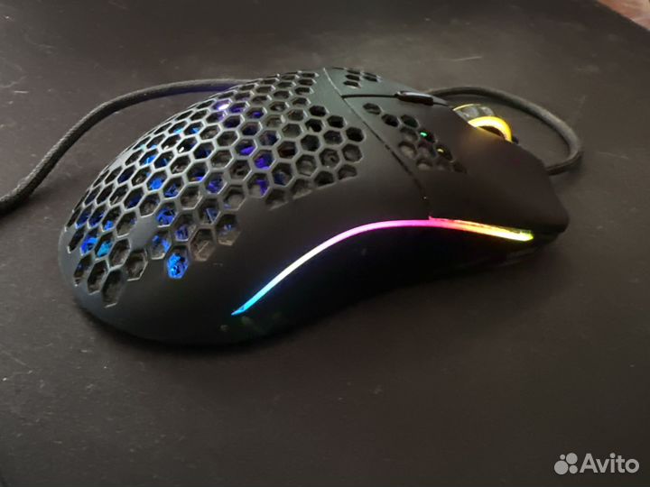 Glorious model o black