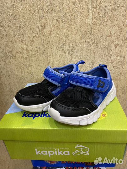 Кроссовки детские
