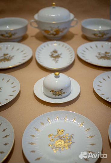 Набор столовой посуды гдр Henneberg Porzellan 1777
