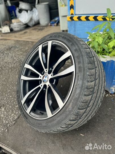 Minerva F110 275/40 R20 и 305/40 R20