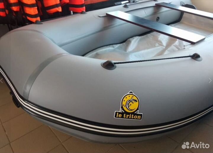 Лодка пвх Triton Air 310 серая