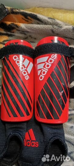 Щитки футбольные детские adidas