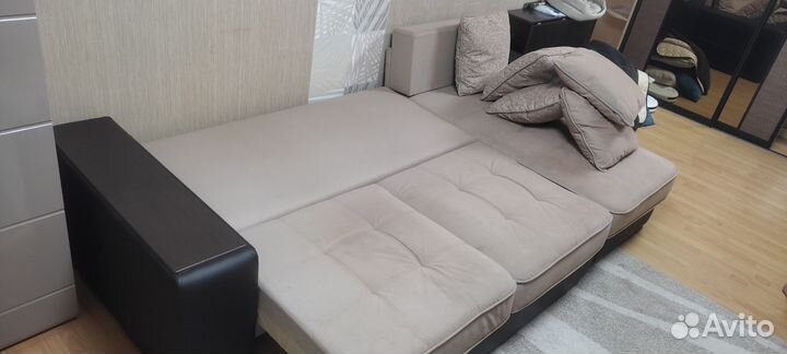 Угловой диван