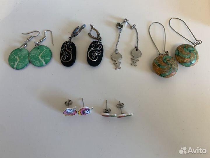 Серьги несколько пар