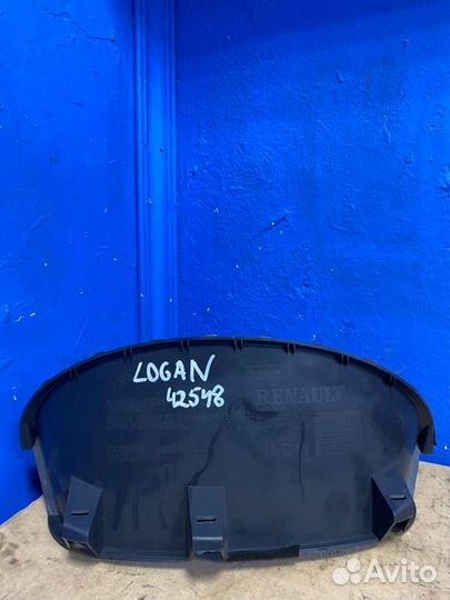 Накладка на торпедо Renault Logan cедан K7J 2011