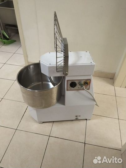 Профессиональный тестомес