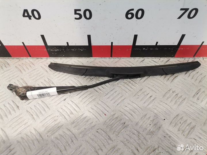 Щеткодержатель задний Volvo S40 рест. 2000