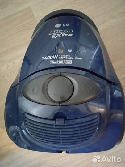 Рабочий пылесос LG V-C3048ND (без шланга)