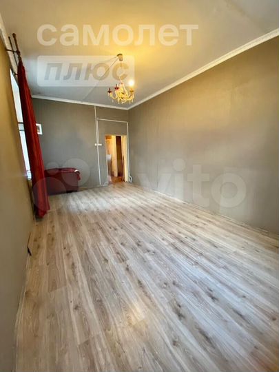 Комната 21,3 м² в 3-к., 3/7 эт.