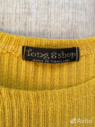 Свитер женский