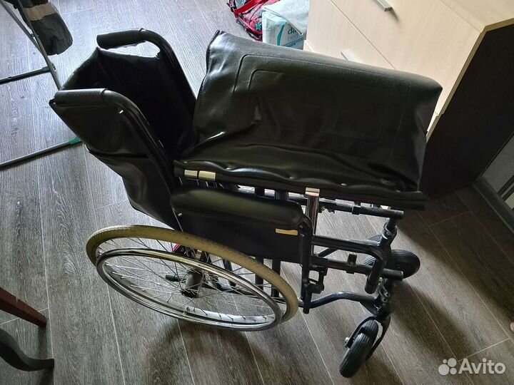 Инвалидная коляска складная бу