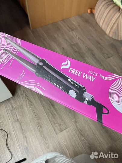 Конусная плойка Free Way с титановым покрытием