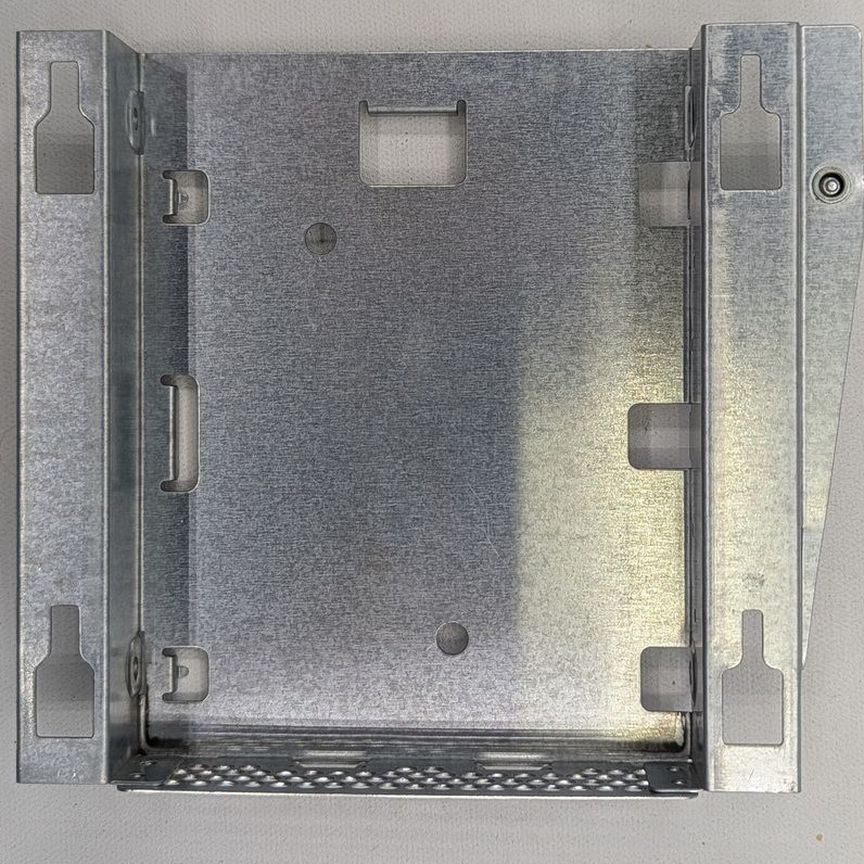 [FBS20004016] Элемент Корпуса Dell Pe750 Sc1425 Met