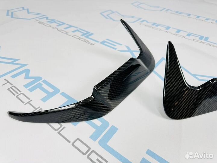 Втсавки на задний бампер BMW X5M F95 сухой карбон
