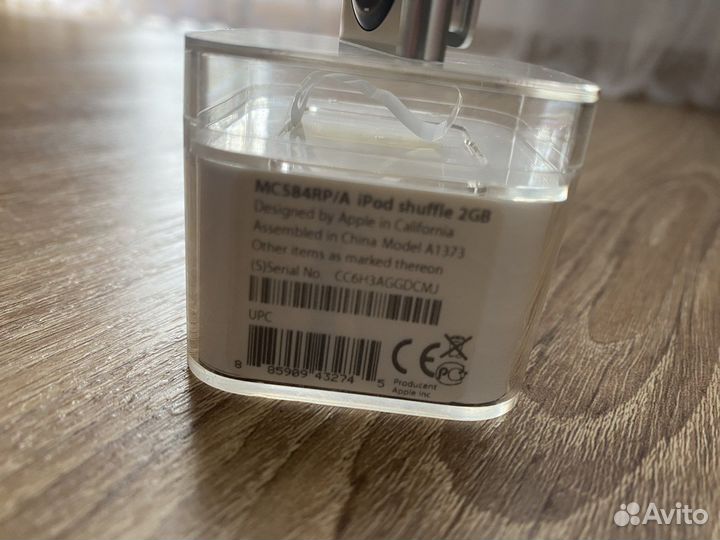 Плеер iPod shuffle 4
