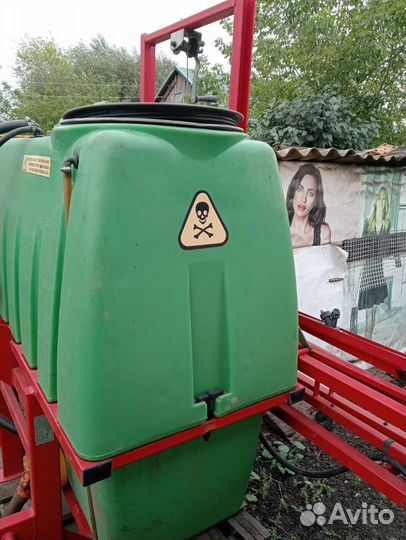 Опрыскиватель навесной бу