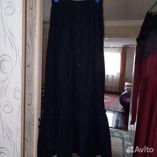 Продаю юбки и кофту