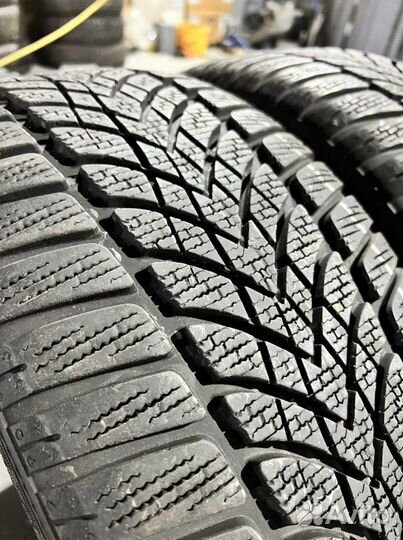 Dunlop SP Winter Sport 4D 225/45 R17