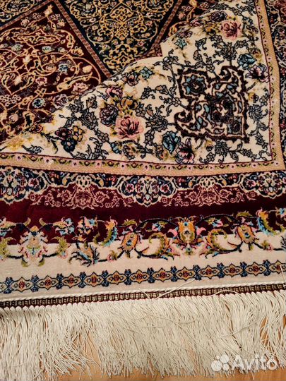 Ковер новый шелковый Иран