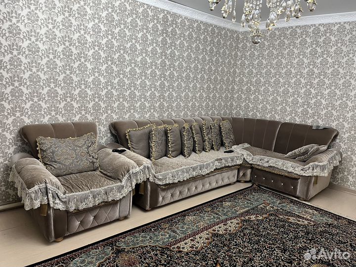 Угловой диван бу