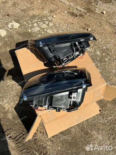 Фары передние VW Bora 98-05 AE галоген черные