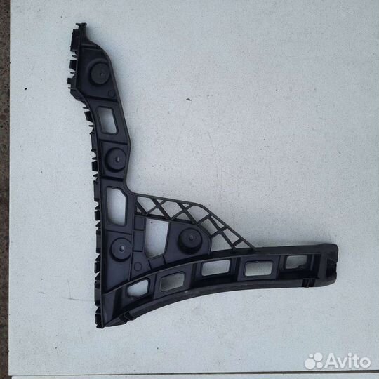 Кронштейн заднего бампера левый Volkswagen Polo 5