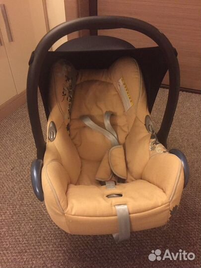 Автомобильное кресло-переноска Maxi-Cosi