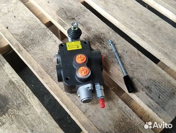 Гидрораспределитель 1Р80 А1