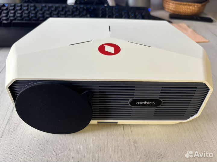 Проектор Rombica Ray Eclipse MPR-L720