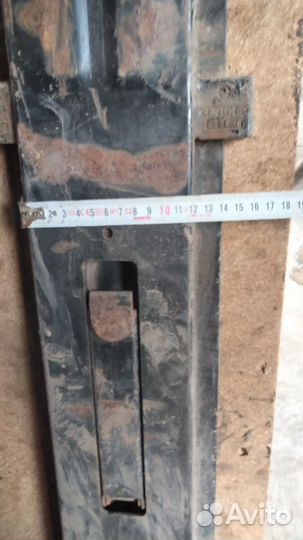 Продам стойки для бортового полуприцепа Кегель