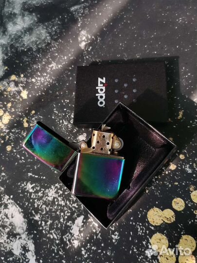 Zippo бензиновое пятно