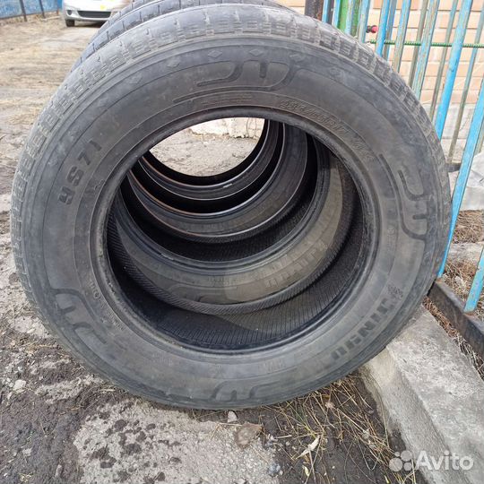 Jinyu YS71 235/65 R17