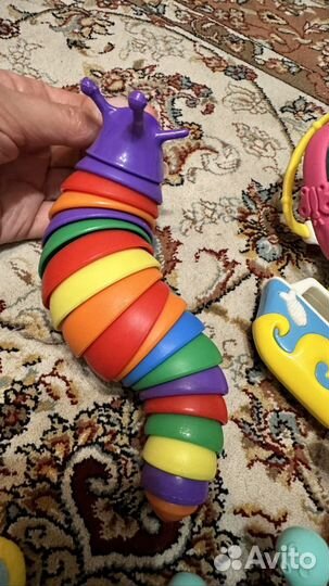 Развивающие игрушки для малышей пакетом