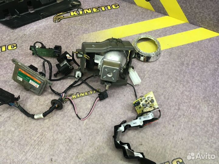 Фара правая ксенон (запчасти) Опель Мокка Mokka