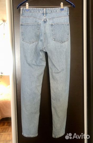 Джинсы Bershka