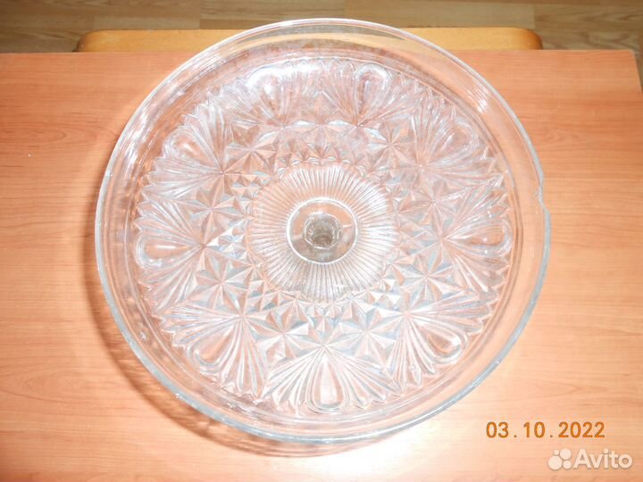 Хрустальная ваза для фруктов на ножке