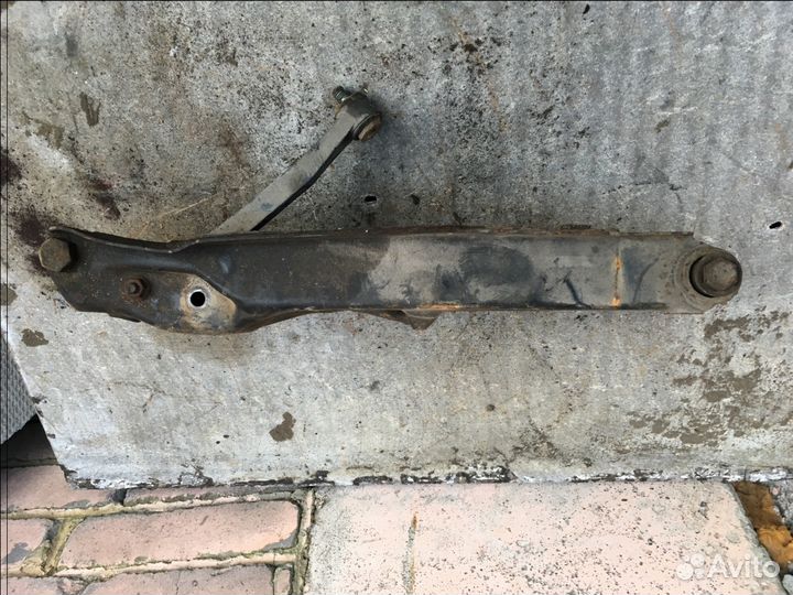 Рычаг задний правый 4F179 Mercedes Benz W202