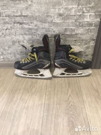 Хоккейные коньки bauer