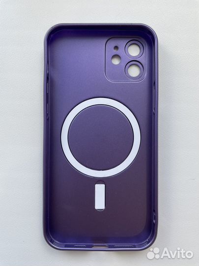 Чехол на iPhone 12