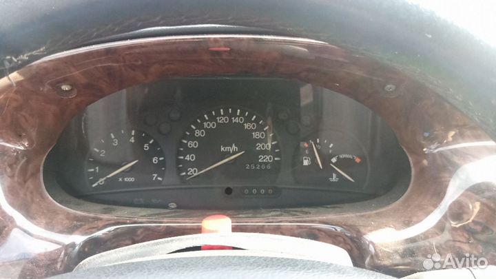 Панель приборов (щиток приборов ) Ford Escort 5