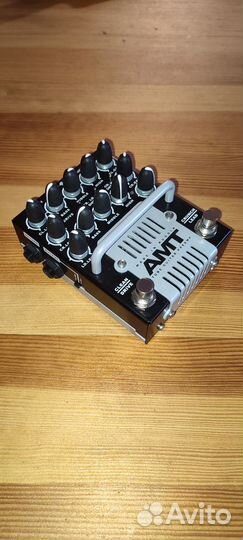 Ламповый гитарный преамп AMT SS-11A