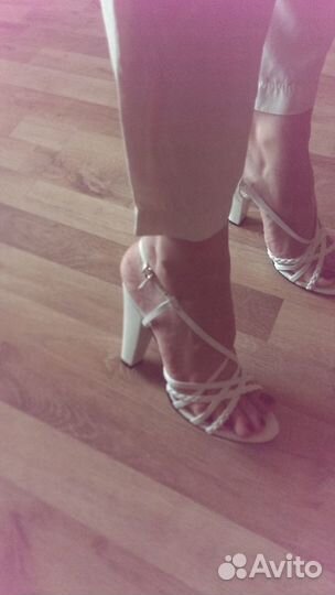 Босоножки Италия белые Manas новые 36-37