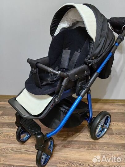 Коляска Adamex Reggio 2в1