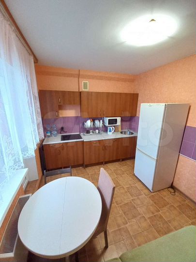 1-к. квартира, 42 м², 8/12 эт.